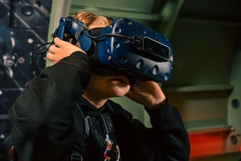 Midlands: Dambusters VR Experience - What is the Dambusters VR Experience?