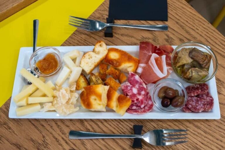 Milan: Wine Tasting Experience with Platter at Winelovers - Why You Should Consider This Tour