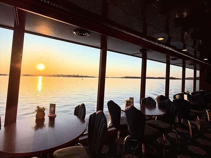 Minneapolis: Lake Minnetonka Boat Cruise with Narration - Why This Tour Fits Different Travelers