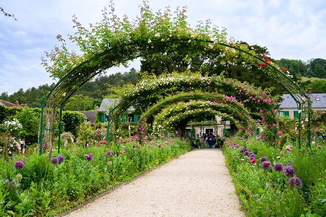 Monet's House and Garden & Giverny Village - What Makes This Tour Stand Out?