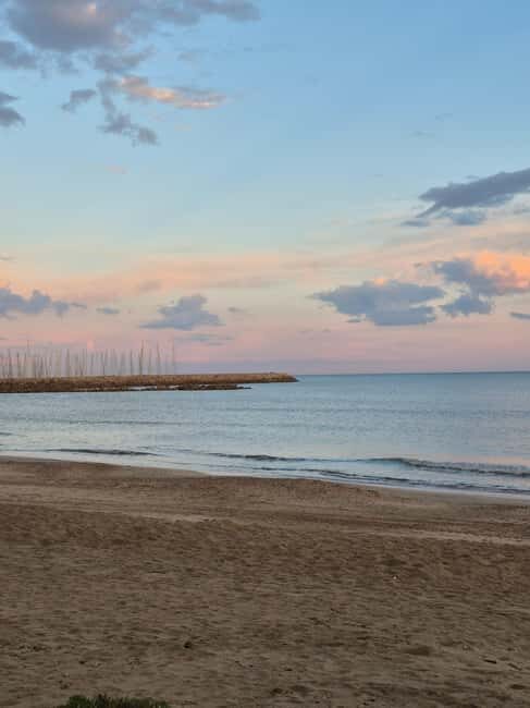 Montpellier (34): Personalized yoga classes at home or on the beach - Who Will Love This?