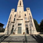 Montpellier: Guided Tour of Unusual Places by Electric Bike - In-Depth Itinerary Breakdown