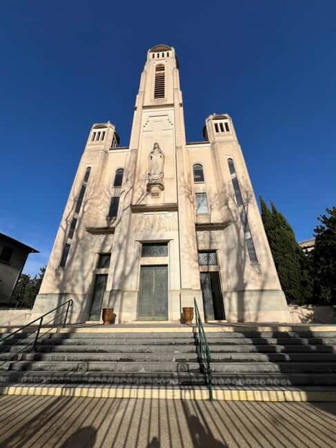 Montpellier: Guided Tour of Unusual Places by Electric Bike - In-Depth Itinerary Breakdown