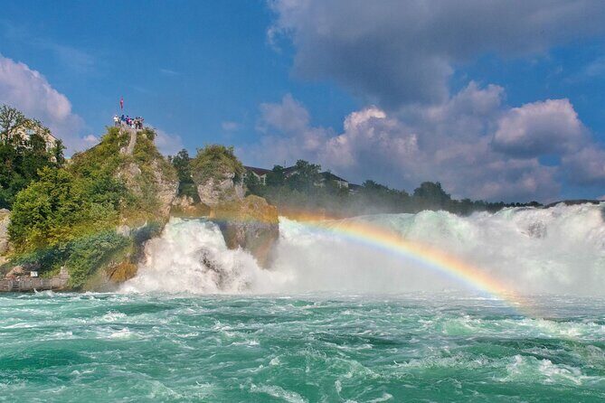 Morning group tour to Rhine falls - The Group Size and Guide Experience