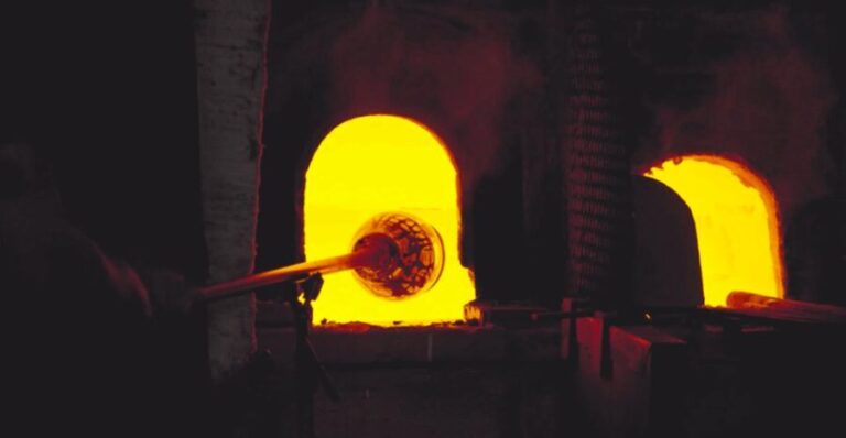 Murano: Glass Blowing Demonstration and Artistic Glass Gift - Why This Tour Works Well for Travelers