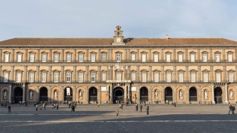 Naples: Royal Palace Entry Ticket with Digital Audio Guide - Who Is This Tour Perfect For?