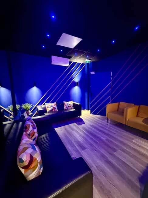 Narbonne: Leisure complex, private karaoke, and quizzes - A Perfect Venue for Celebrations