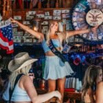 Nashville Bar Crawl: Guided Pub Crawl with Drinks Discounts - Who Will Enjoy This Tour?