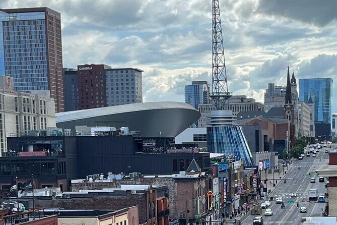 Nashville City Tour with Private Car - The Sum Up