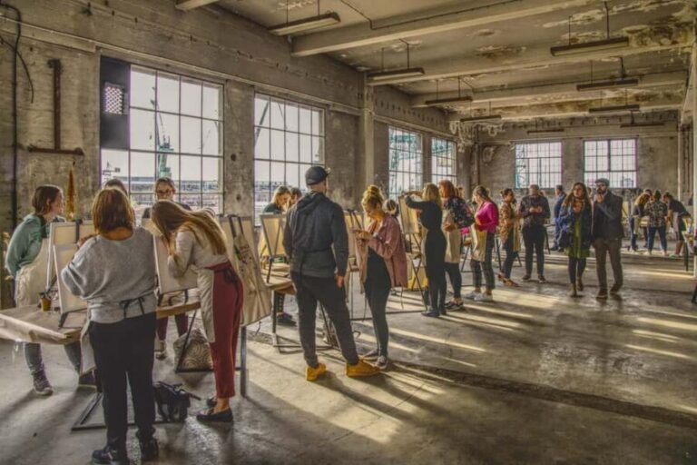 Neon Paint - Painting and Wine in the Dark in the Wroclaw - Food and Drink: The Perfect Complement