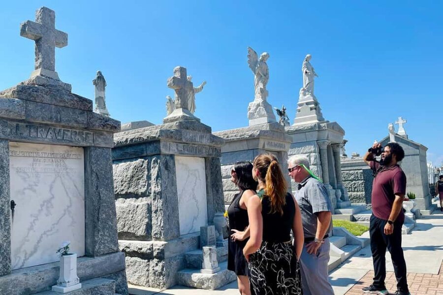New Orleans: City & Cemetery Tour + Garden District Stroll - The Value of This Tour