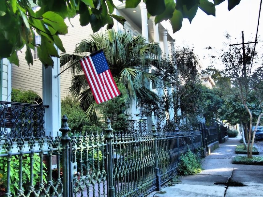 New Orleans: Garden District Tour - Authenticity and Experience