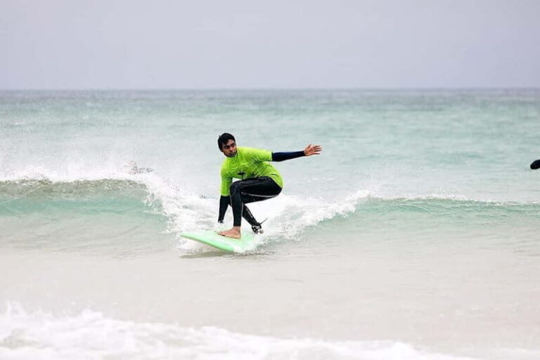 Newquay: 2hour Surf Experience - Private 1:1 or 2:1 lesson - What to Expect from Your 2-Hour Surf Experience