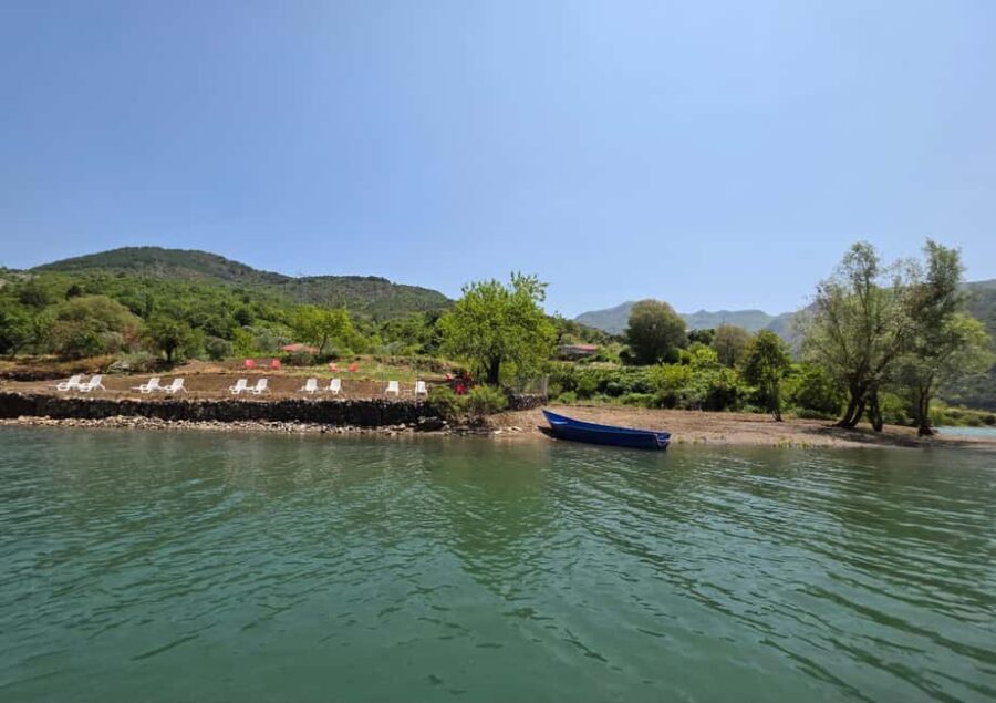 N'Gegaj- Vau i Dejës Lake: Shurdhah Island and Boat Tour - Discovering Shurdhah Island: The Ruins of Sarda