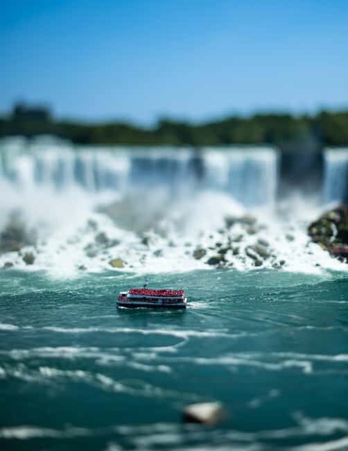 Niagara Falls: Guided Portraiture Tour with Boat Ride - The Sum Up