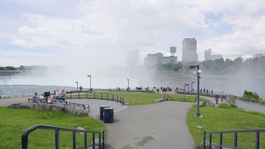Niagara Falls Walking Tour with Maid of the Mist & Cave - The 30-Minute Walking Tour of Goat Island