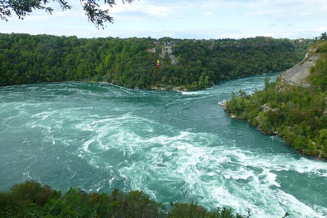 Niagara-on-the-Lake: Guided Vehicle Tour Prettiest Town in Canada - Practical Details & What to Expect