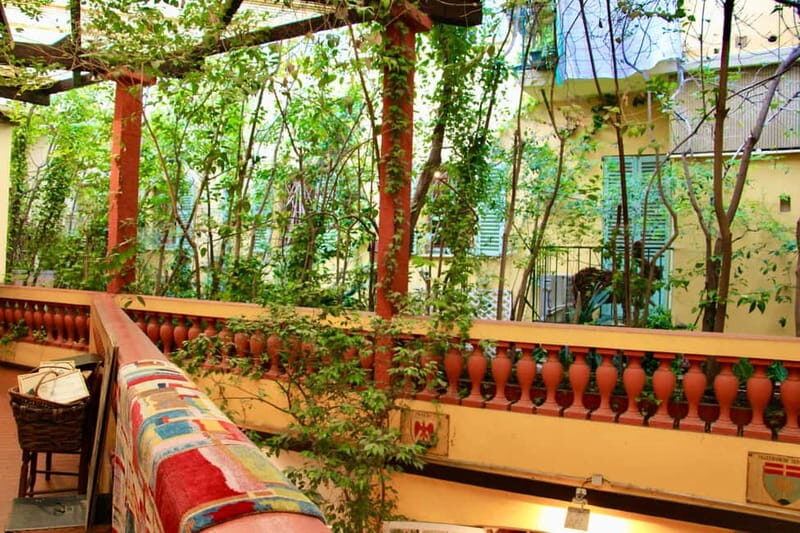 Nice: Walking Tour of Port Lympia & Antiques District - Practical Details & Tips