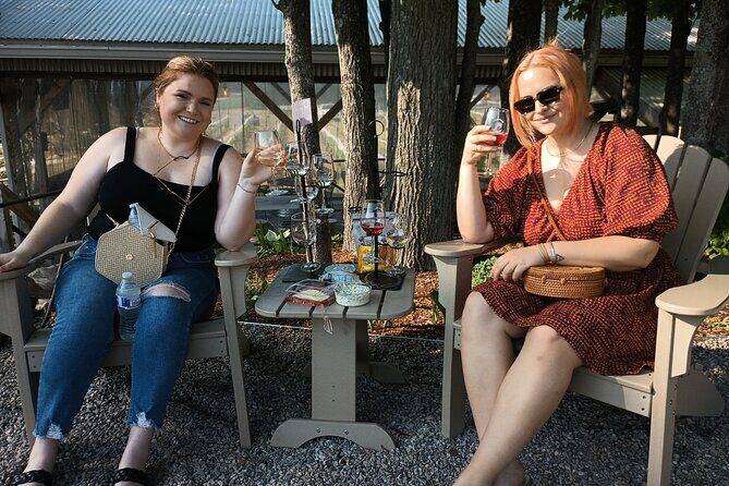 NON BUS Traverse City Singles Mingle Sunset Wine Distillery Tour - What Makes This Tour Stand Out