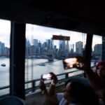 NYC at Night: 3-Hour Luxury Bus Tour of Top Highlights - Setting the Scene: What the Tour Offers