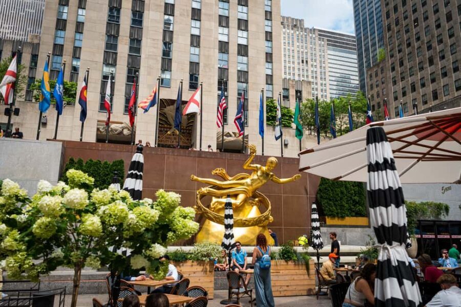 NYC: Half-Day Luxury Bus Tour with One World Access - The Value of This Tour