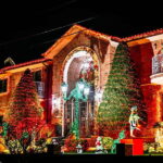 NYC: Holiday Lights and Dyker Heights Luxury Bus Tour - The Sum Up