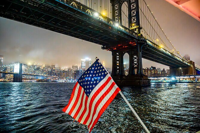 NYC New Year's Eve Dinner on Luxury Yacht with Open Bar - The Itinerary: What to Expect from Start to Finish