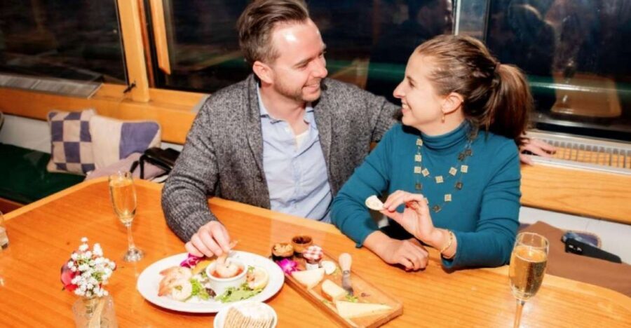 NYC: Night Holiday Lights and Cocoa Cruise - Why This Cruise Offers Value