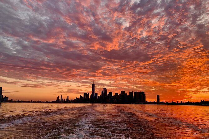 NYC Sunset, Music & Statue of Liberty Sightseeing Cruise - The Experience in Detail: What to Expect