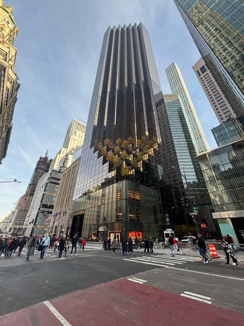 NYC: The Tour D'Trump, Walking Tour - How the Experience Adds Value for Visitors