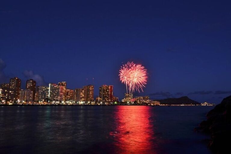 Oahu: Waikiki Friday Night Fireworks Catamaran (Wahine Koa) - The Experience in Detail