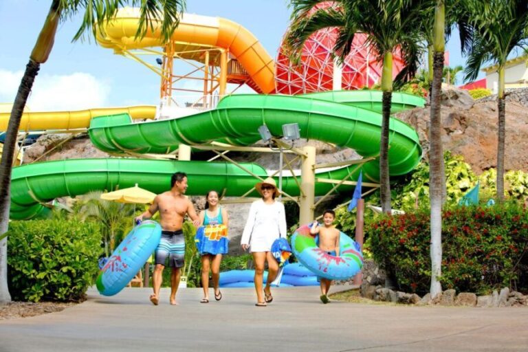 Oahu: Wet 'n' Wild Waterpark Ticket with Waikiki Transfer - Who Should Consider This Tour?
