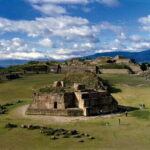 Oaxaca de Juarez: Monte Alban Half-Day Tour - Discovering Monte Albán: What You Can Expect