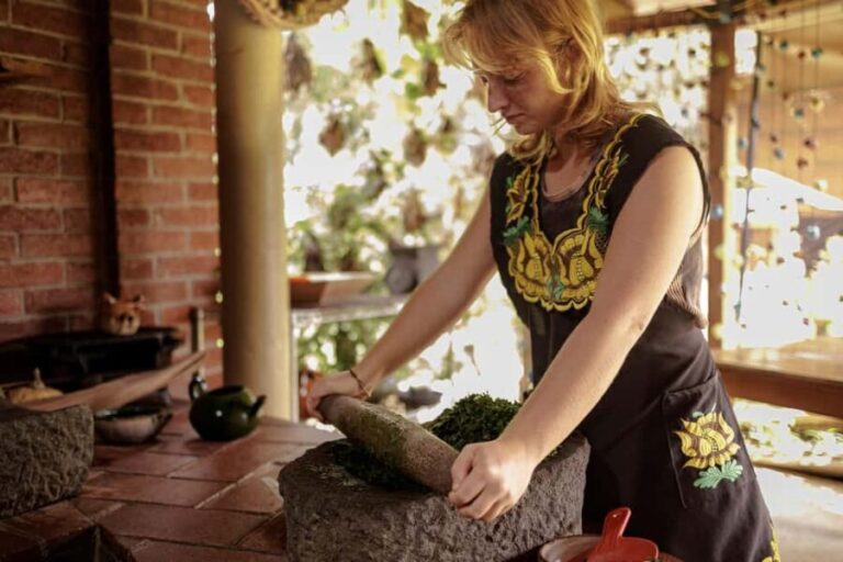Oaxaca de Juarez: Traditional Oaxacan Cooking Class - Why This Experience Is Worth Considering