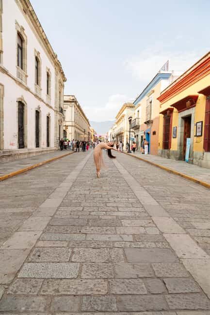 Oaxaca: Photography Shoot with Ballerina and Guide - Exploring the Details of This Unique Photo Tour