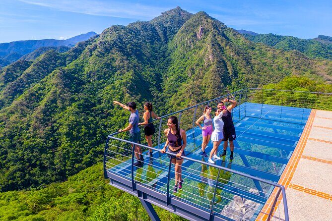 Off-road vehicle adventure with 360° viewpoint - Practical Details and Considerations  