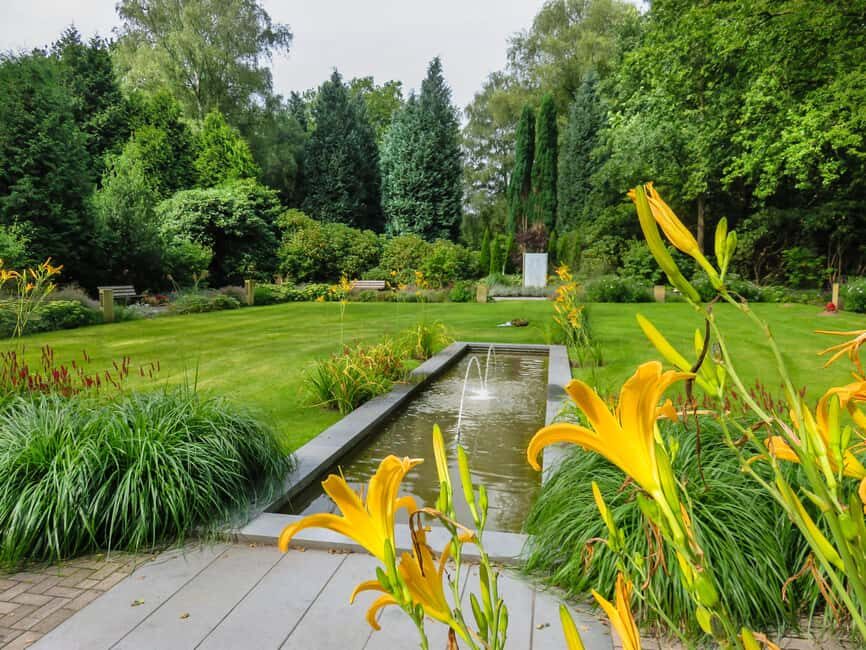 Ohlsdorf Cemetery: 1.5-hour individual guided tour - Good To Know