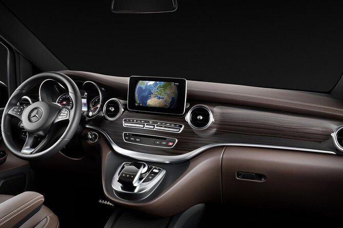 One way transfer from/to Ravello and Naples - What the Transfer Experience Looks Like