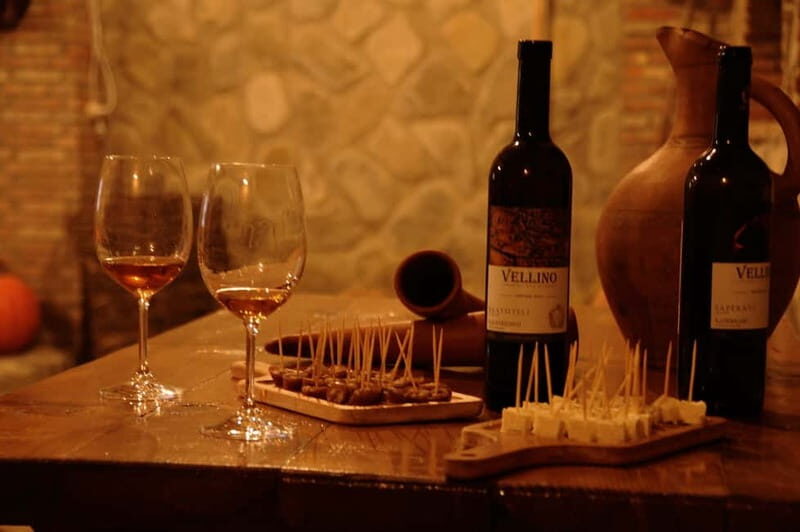 Organic Wine Full Day Private Tour With Tastings and Lunch - An In-Depth Look at the Tour Itinerary