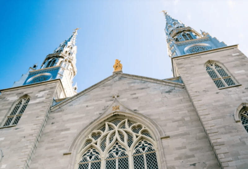 Ottawa Premium Small Group Tour with Canal Cruise - Exploring Ottawa with a Small-Group Approach