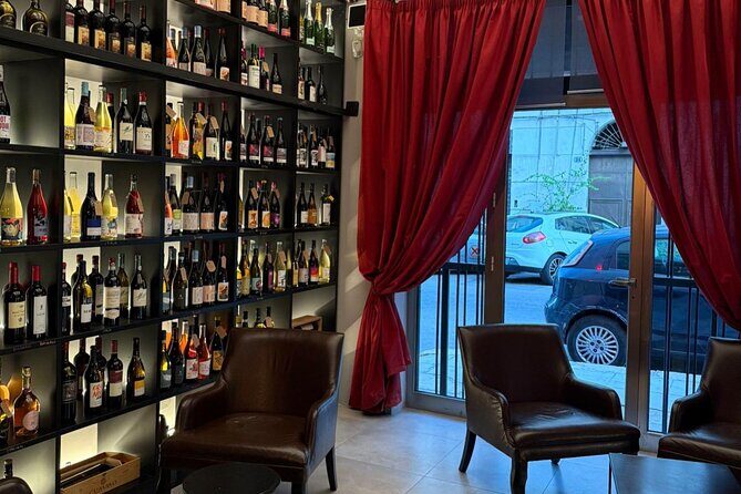 Palermo Rebel Wines Tasting-Local Bites in the City Center - The Group Dynamic and Atmosphere