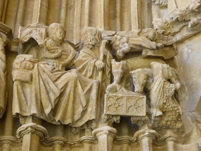 Pamplona: Olite and Ujué Guided Tour with Snack - An In-Depth Look at the Olite and Ujué Experience