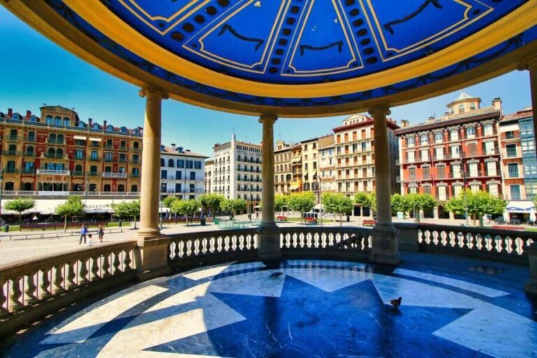 Pamplona: Private Guided Walking Tour - Exploring Pamplona on a Private Guided Walk