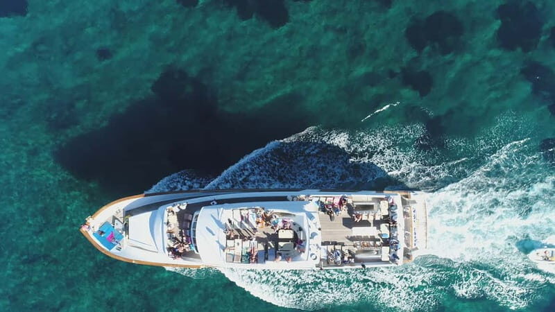 Paphos: Adults Only Cruise with Drinks, Food, Bus, Swim Stop - What We Love About This Cruise