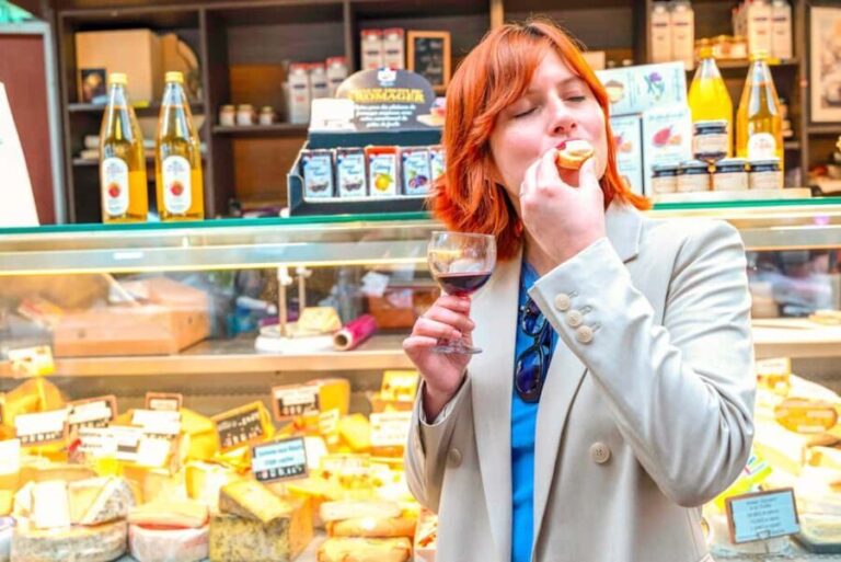 Paris: Champagne and Oysters Food Tour - The Guide and Atmosphere