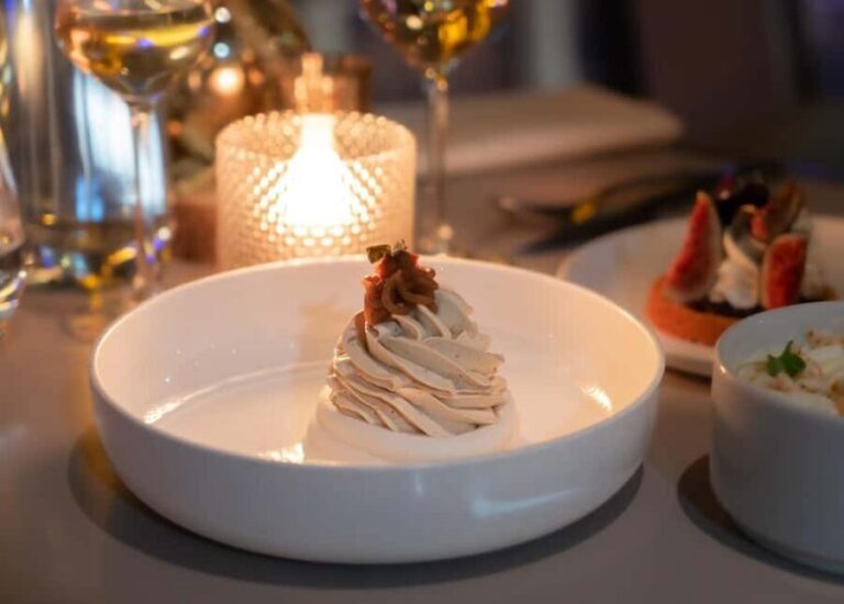 Paris: Christmas Dinner with champagne in the Eiffel Tower - The View: Paris from Above