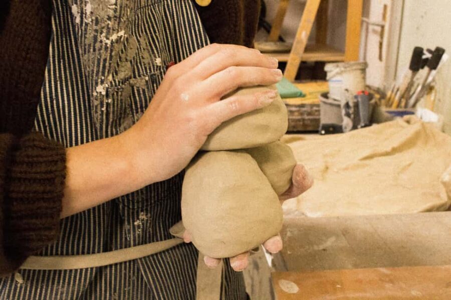 Paris : Discover the potter's wheel with Lucie. - The Workshop Breakdown  