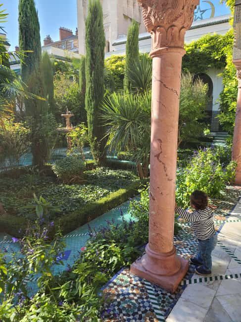 Paris: Guided Tour of the Grand Mosque & Secret Gardens - Logistics and Practical Details