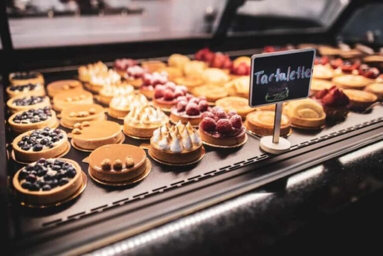 Paris Landmarks or Latin Quarter Tour with Pastry Tastings - Who Is This Tour Best For?