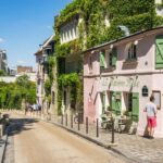 Paris Montmartre: 2-Hour City Tour in German - Why This Tour Offers Great Value